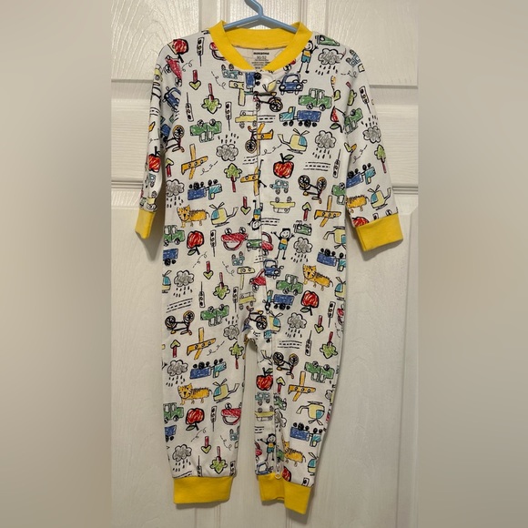 SALE!!  Two Way Zip Pajamas Lot of 2 - Like New! - Picture 5 of 8